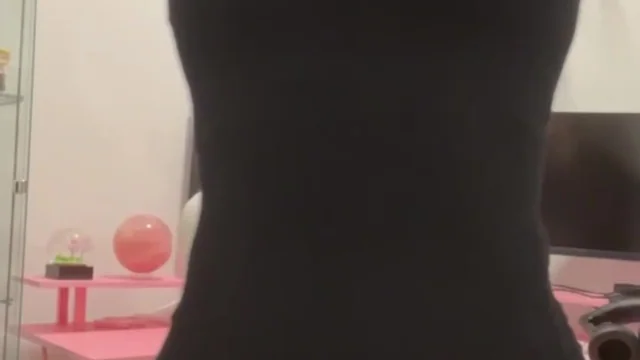 Kawaiisofey Nude Booty Strip Teasing Onlyfans Leak