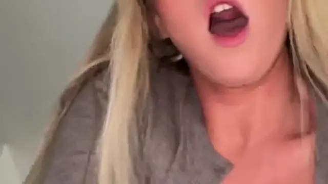 Wettmelons Full Face Office Secretary Sucking Boss And Rides Onlyfans Porn Leak