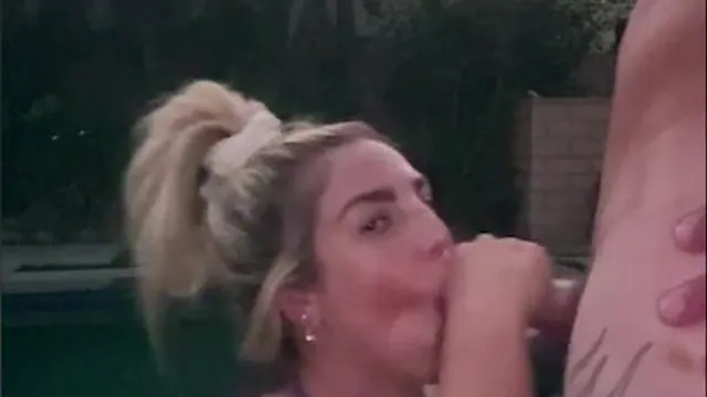 Haleighcox Sucking Off A Cock In Livestream Leaked Porn Video