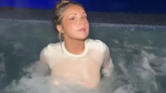 Piper Rockelle Took Her Top Off In Jacuzzi And Flash Nude Side Boob Onlyfans Leak