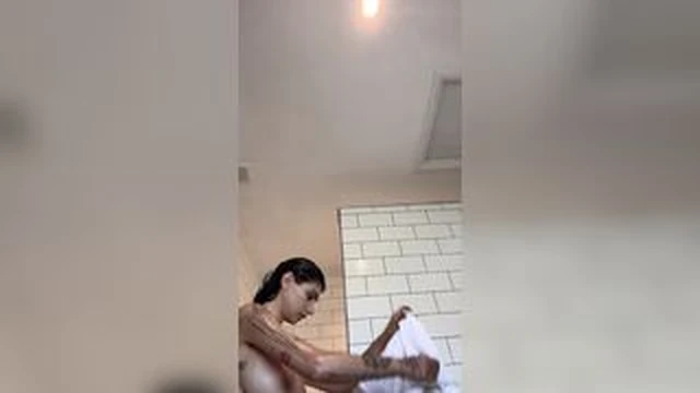 Mia Khalifa In Shower With Her Bare Tits Out Leaked Onlyfans Video screenshot