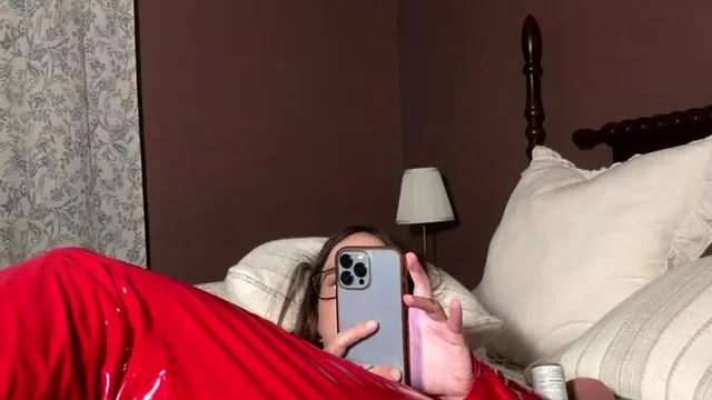 Stephoshiri In Red Latex Fucked Her Self On Livestream Leaked Video