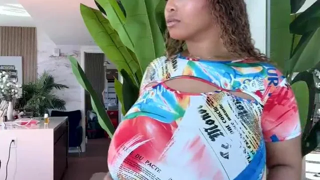 Persephanii Oily Big Nude Tits Dropped Out Leaked Onlyfans Livestream