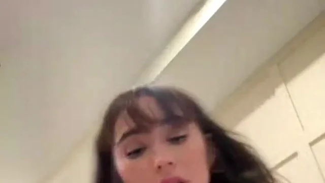 Natalie Roush Livestream Slipping Nude Pussy Lips In Shower Leak Onlyfans