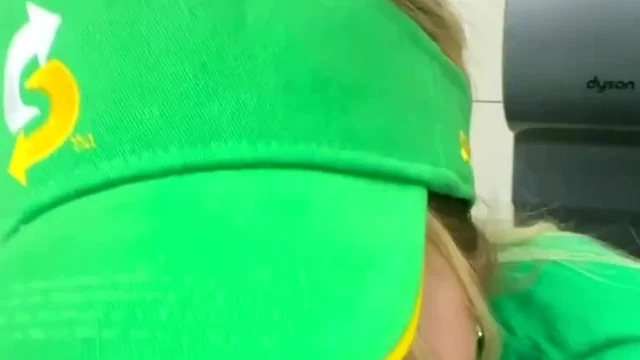 Moreofmariah Subway Worker Sucking Bbc Customer For Extra Tips Leaked Onlyfans Porn
