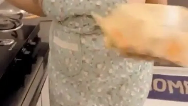 Oasi das indian milf fucked and creampied in kitchen