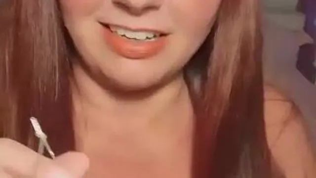 Michelle Jolly British Babe Nude Boobs Teasing Leaked Onlyfans Video