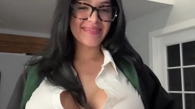 Minitinah Aka Minitinah02 Slytherin Cosplay Sex Doll Rides Her Thicc Nude Pussy Onlyfans Leak