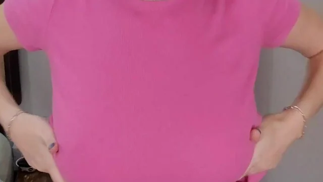 Carmen Rae Teases In A Snug Pink Top And Flirty Ruffle Skirt