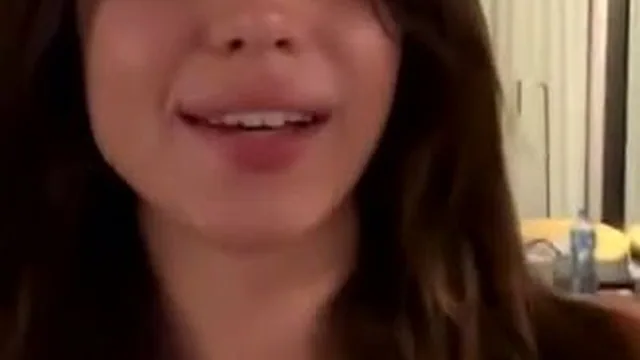 Girlylana Achieves Intense Squirting With A Vibrating Dildo
