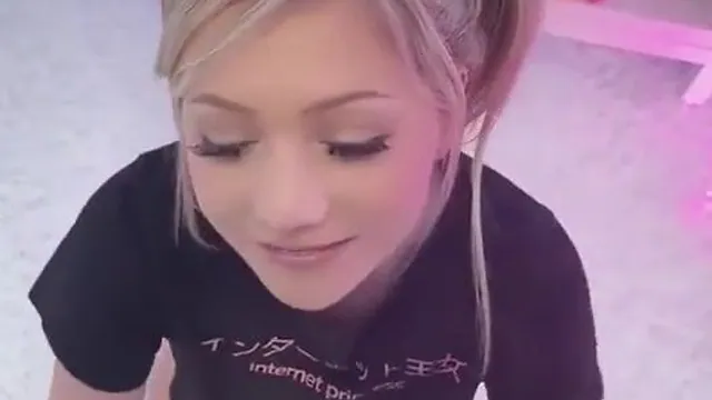Jade Pixel Gets Ravaged While Sitting On Her Gaming Chair