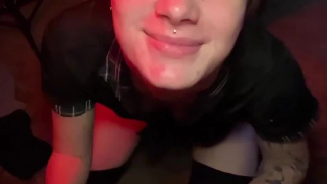 Lov3lyChick Deepthroats And Gets Rough Anal