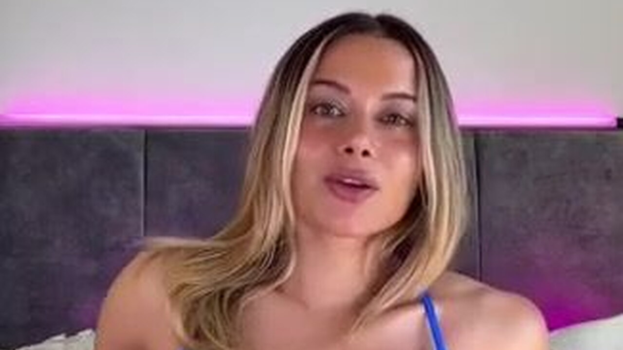 Hottlips Anal Fucks A Dildo While Wearing Fishnets