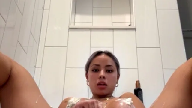 Ximena Saenz Aka Isnotmena Rubbing Her Pussy With Whipcream Leak Onlyfans Ppv