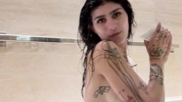 Mia Khalifa Bathtub Teasing Nude Big Tits Ppv Leak Onlyfans Video