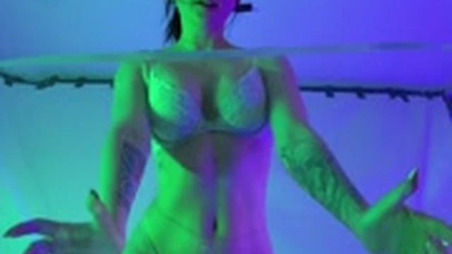 Peachjars Smashing Her Pussy Lips On Glass Chair Upview Onlyfans Leak