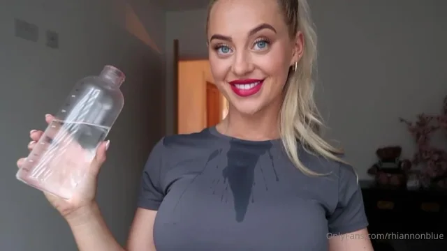 Rhiannon Blue Stripping Off Shorts And Teasing Nude Tits Onlyfans Leak