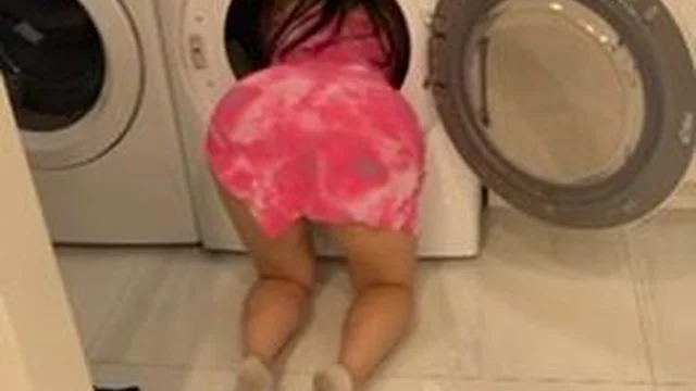 Thiccasianbaddie Stuck In Washing Machine And Getting Her Pussy And Ass Fucked Leak Onlyfans Video